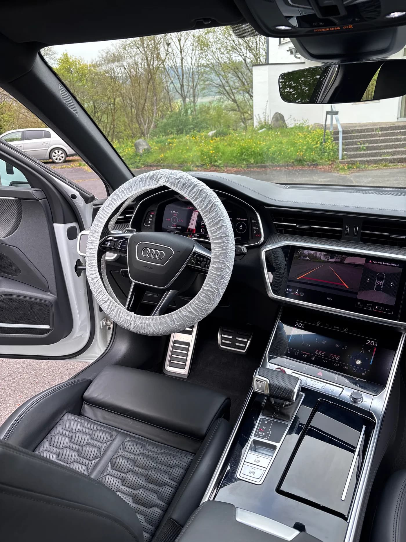 Audi A6 · Cockpit nach der Innenreinigung